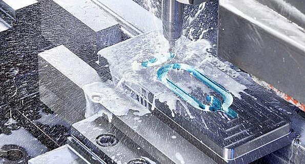 Wassermischbarer KSS