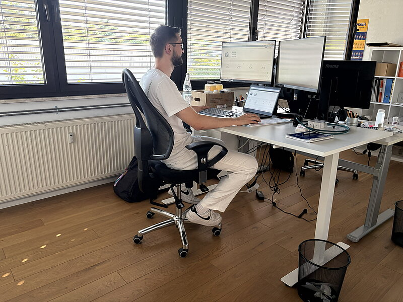 Werkstudent am Arbeitsplatz